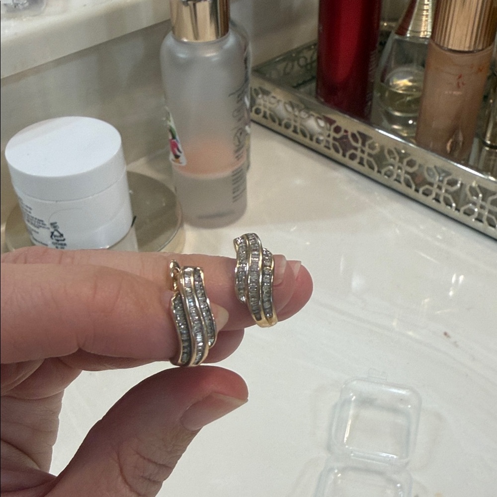 Elegant Gold and Silver Women's Earrings